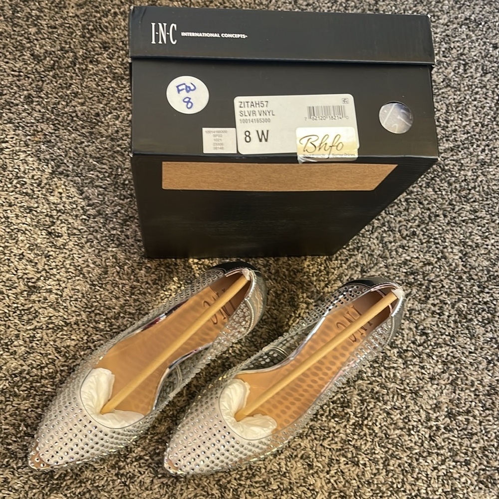 NWT Womens sexy bridal heels Size 8W Clear Vinyl Rhinestone Silver heels 8 wide - Picture 5 of 17